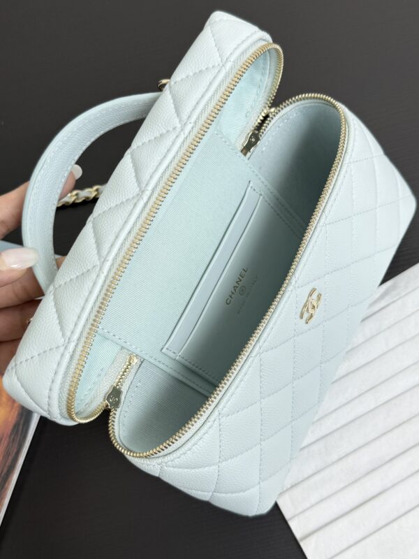 Chanel LP Blue - Image 8