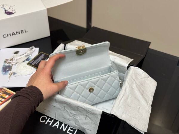 Chanel 23p Kelly - Image 6