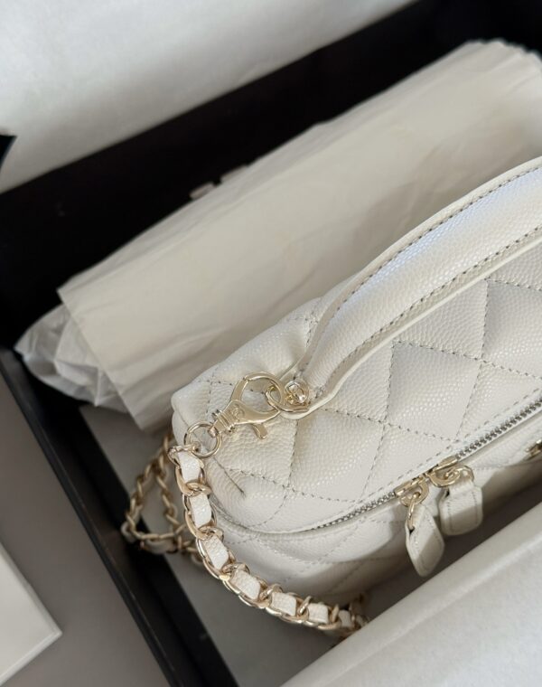 Chanel LP White - Image 10