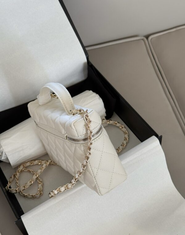Chanel LP White - Image 9