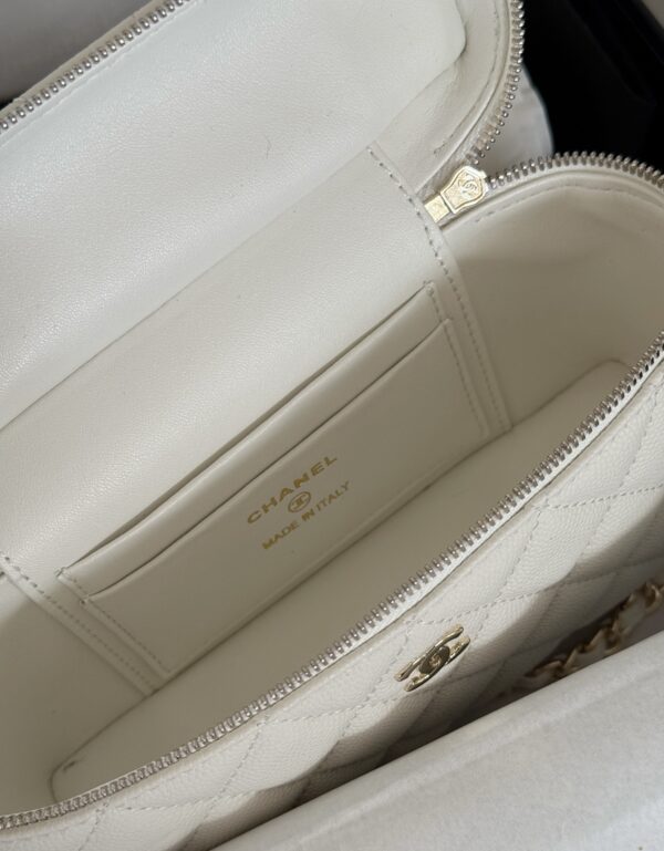 Chanel LP White - Image 5